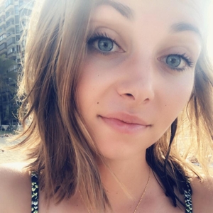 Sarah - Prof d'aide aux devoirs - Mézériat