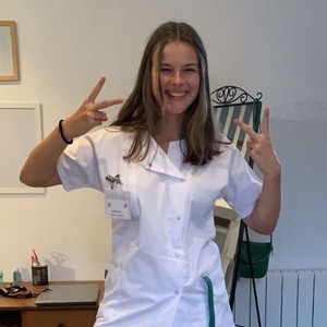 Juliette - Prof de biologie cellulaire - Dijon
