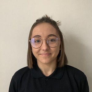 Chloé - Prof d'aide aux devoirs - Bourgoin-Jallieu