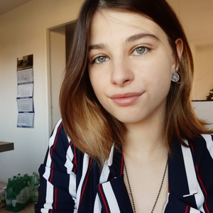Amina - Prof de maths - Metz