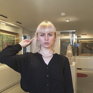 Léa AL - Prof de dessin - Bouillon