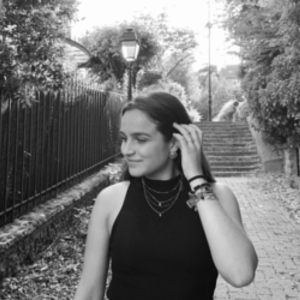 Alix - Prof d'aide aux devoirs - Saint-Cloud