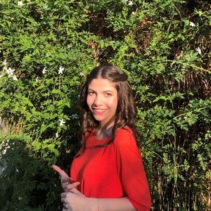 Eliana - Prof de maths - Ligné