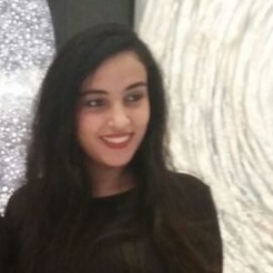 Zahra - Prof de maths - Le Pont-de-Claix