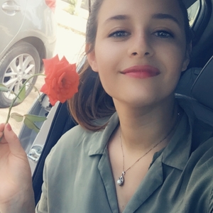 Nour - Prof de maths - Carrières-sous-Poissy