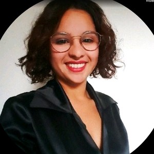 Nadia - Prof d'initiation informatique - Villeurbanne