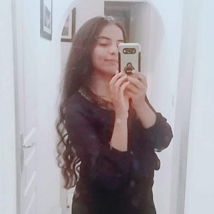 Zainaba - Prof de maths - Bidart