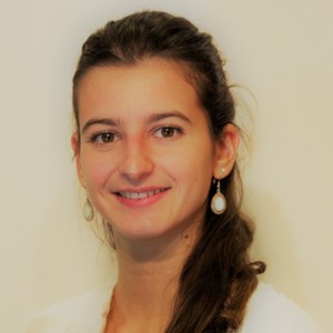 Julia - Prof d'aide aux devoirs - Vaulx-en-Velin
