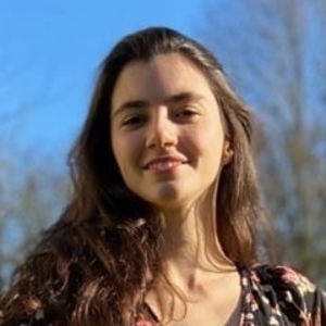 Sarah - Prof de maths - Biarritz