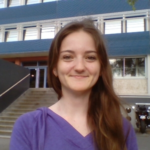 Romane - Prof de maths - Sceaux