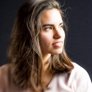 Carla - Prof de maths - Nanterre