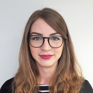 Nina - Prof de maths - Cergy