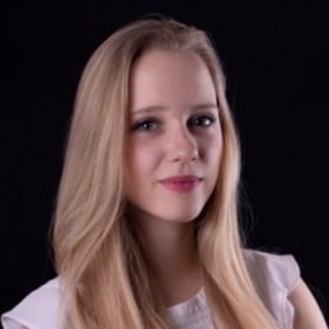 Eva - Prof de maths - Paris