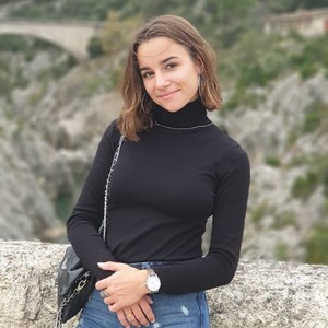 Cléa - Prof de maths - Trets