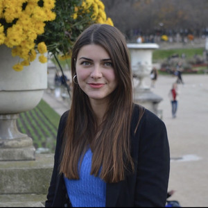 Sara - Prof d'histoire de l'art - Paris
