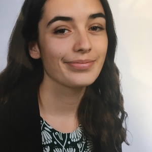 Célia - Prof d'aide aux devoirs - Ris-Orangis