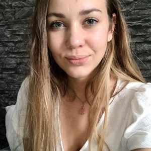 Chloé - Prof de français - Épineuse