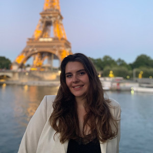 Philippine - Prof de français - Paris