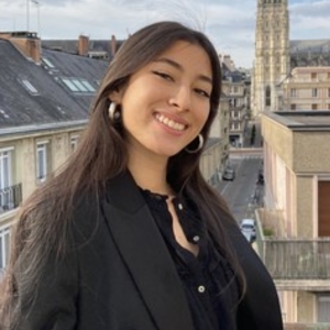 Maya - Prof de français - Rouen