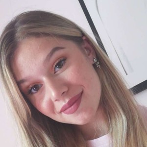 Lina - Prof de biologie cellulaire - Caen