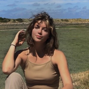 Manon - Prof de français - Châtillon