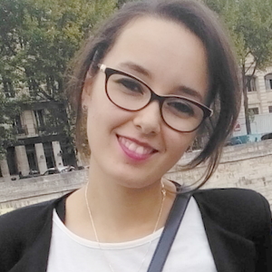 Thanina - Prof d'aide aux devoirs - Taverny