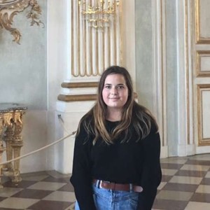 Emma - Prof d'anglais - Fressines