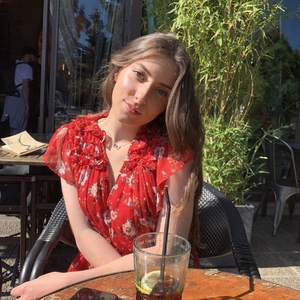 Lea - Prof d'aide aux devoirs - Nice