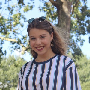 Laura - Prof d'expression orale - anglais - Nantes