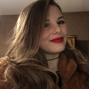 Chloé - Prof d'anglais - Marquise