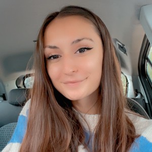 Laura - Prof d'aide aux devoirs - Poitiers