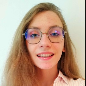 Eva - Prof d'aide aux devoirs - Juvisy-sur-Orge