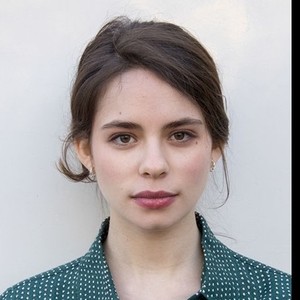 Lola - Prof de français - Paris