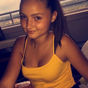 Elodie - Prof de maths - Oupeye