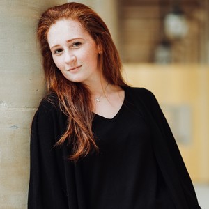 Laure - Prof d'aide à la rédaction de cv - lettre de motivation - Paris