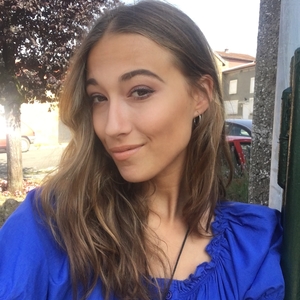 Sarah - Prof d'arts plastiques - Annecy