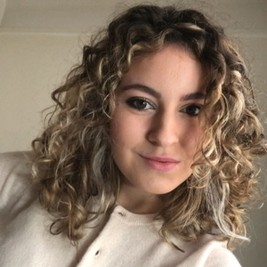 Eva - Prof d'aide aux devoirs - Paris