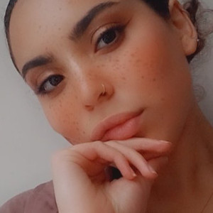 Kenza - Prof de français - Bougival