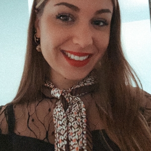 Elisa - Prof de français - Pau