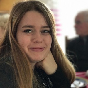 Camille - Prof de français - Neuves-Maisons