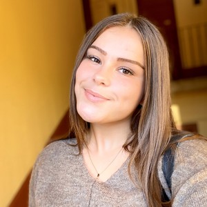 Méline - Prof de français - Lyon