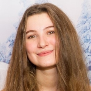 Emma - Prof d'anglais - Magny-les-Hameaux