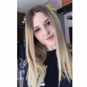 Chloé - Prof d'aide aux devoirs - Forbach
