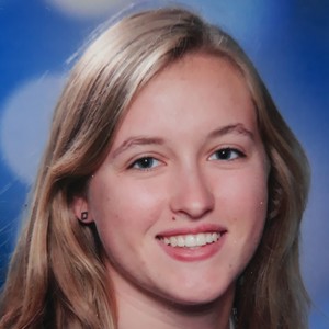 Léa - Prof de maths - Hazebrouck