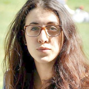 Olivia - Prof de SVT - Paris