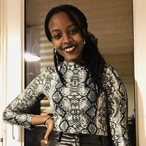 Nina Norvella - Prof de maths - Clermont-Ferrand