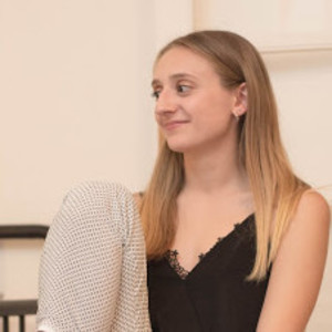 Charlotte - Prof d'aide aux devoirs - Athis-Mons