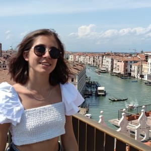 Mathilde - Prof de physique - Avignon