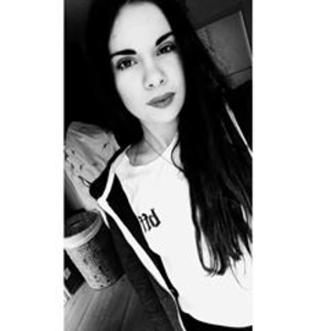 Coline - Prof de maths - Champagné-les-Marais