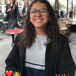 Léna - Prof d'économie - Paris